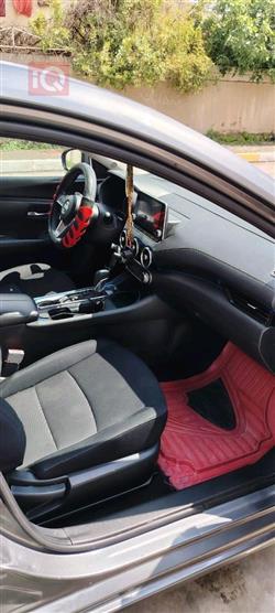 نيسان سنترا